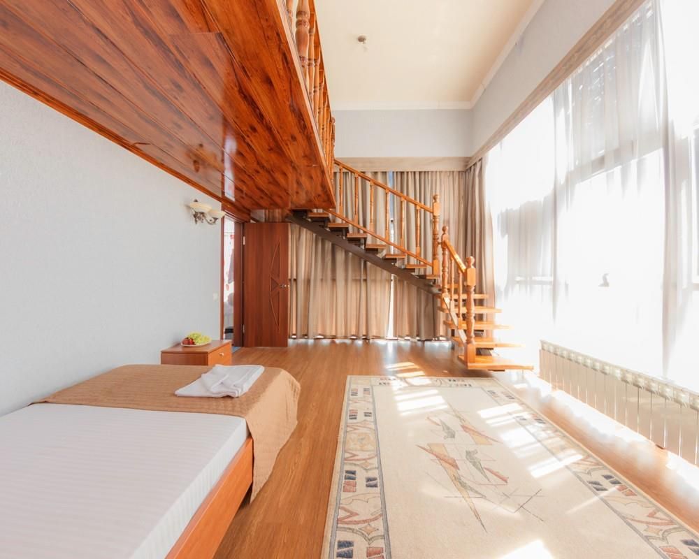 ЯНАИС, гостиница - 17