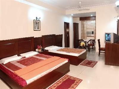 GRAND PARK IN KAROL BAGH - 4