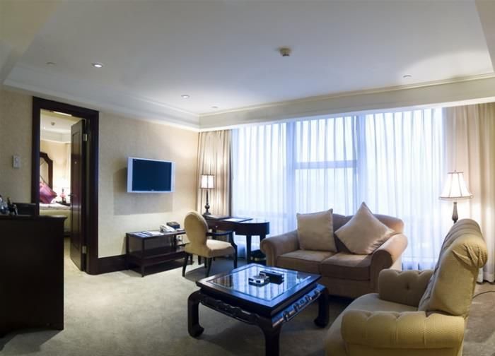 ROYAL MEDITERRANEAN - 27