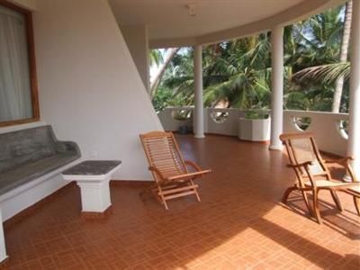 OASEY BEACH GUESTHOUSE - 4