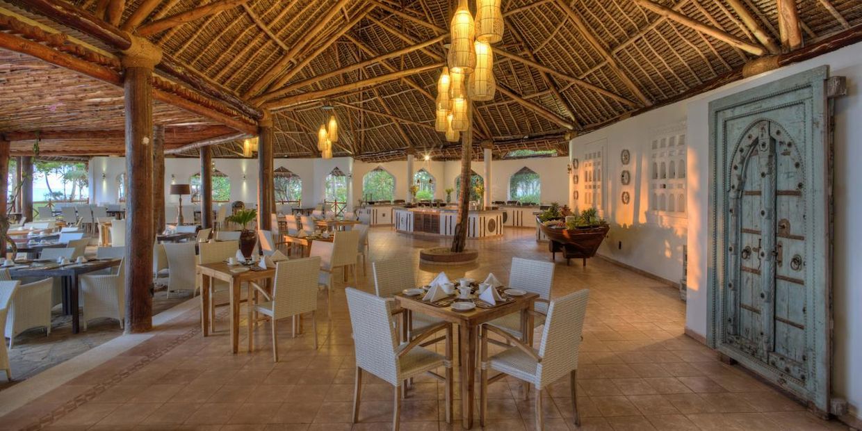 BLUEBAY BEACH RESORT & SPA - 25