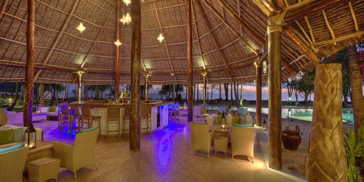 BLUEBAY BEACH RESORT & SPA - 26