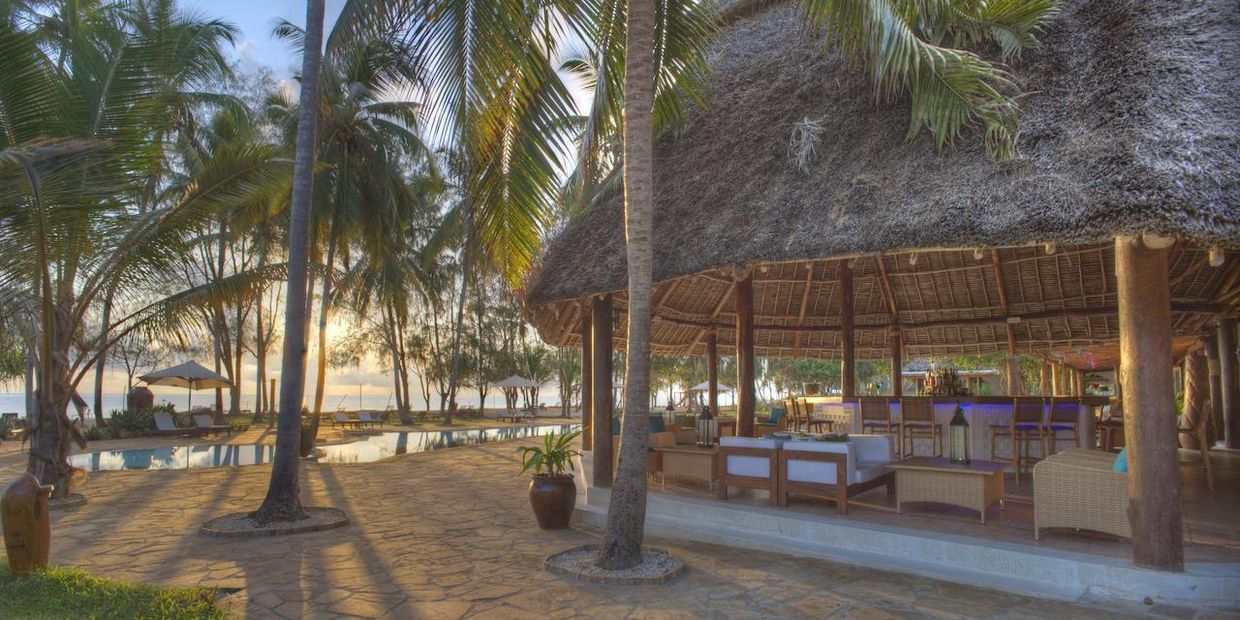 BLUEBAY BEACH RESORT & SPA - 27