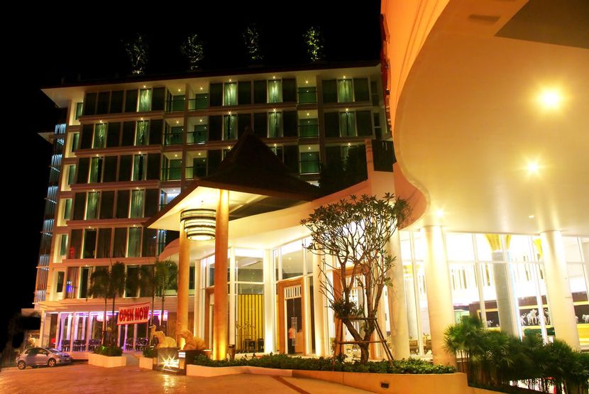 AIYARA GRAND HOTEL - 1