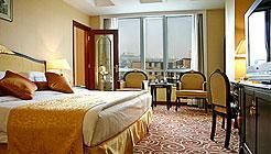 RIVER VIEW HOTEL (北京雍景台酒店) - 4
