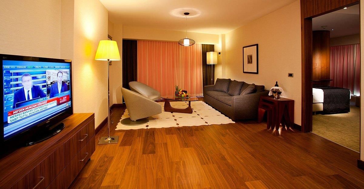 Crowne Plaza Harbiye - 40