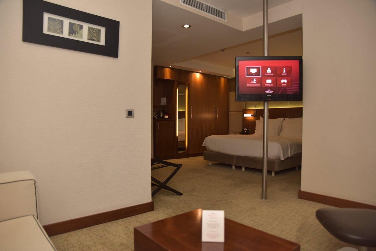 Crowne Plaza Harbiye - 43
