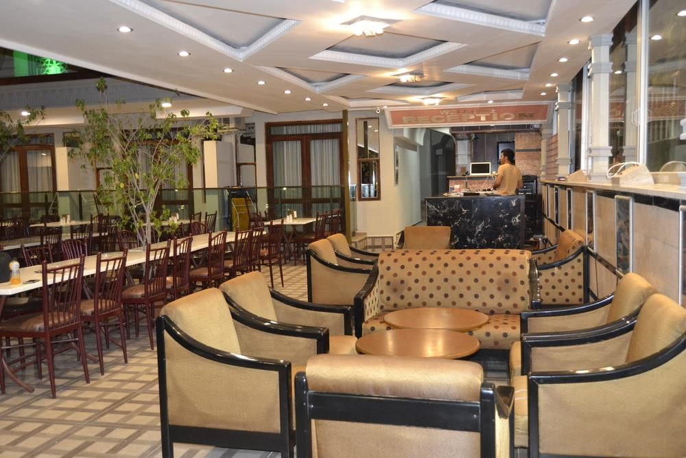 Britannia Apart Hotel - 2