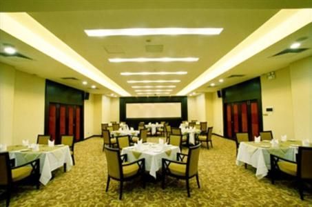 LANDMARK HOTEL GUANGZHOU (HUASHA HOTEL) - 11