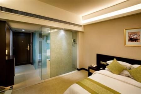 LANDMARK HOTEL GUANGZHOU (HUASHA HOTEL) - 5