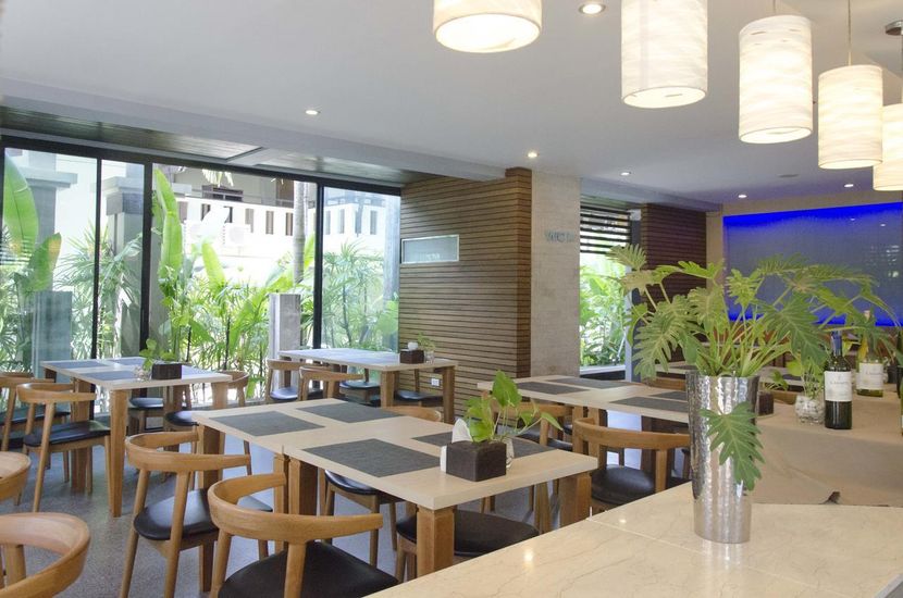 BLUE TARA HOTEL - 2