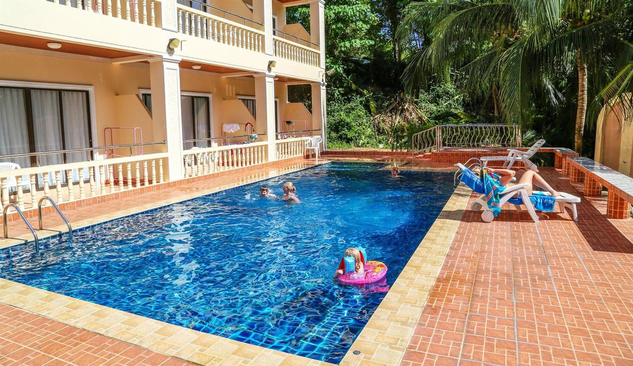 TRIS MIRACLE KATA BEACHSIDE - 10