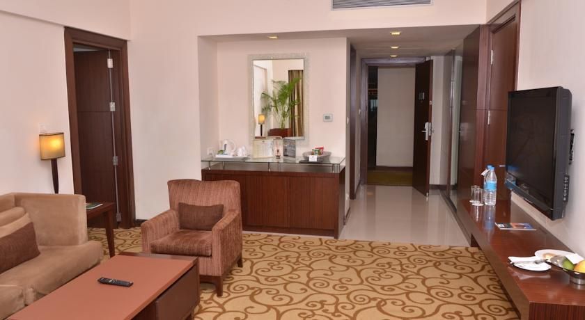 COUNTRY INNS & SUITES BY CARLSON SAHIBABAD - 11