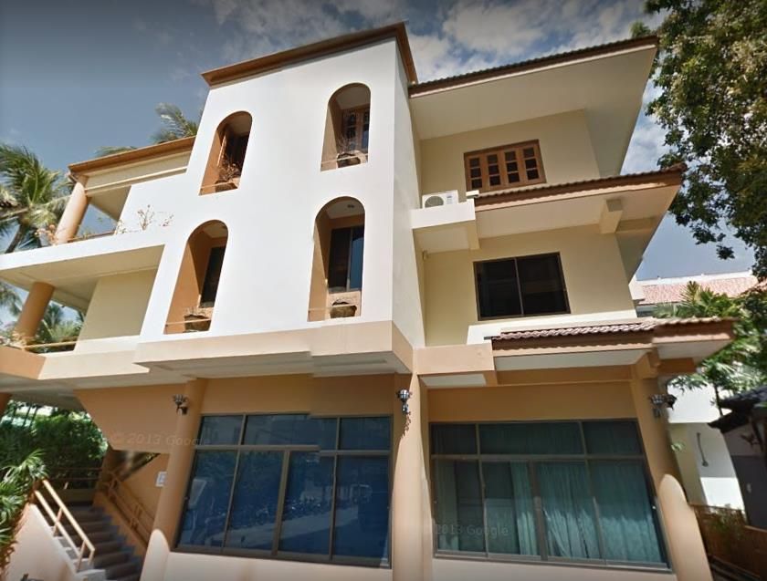 HEMINGWAYS HOTEL - 1