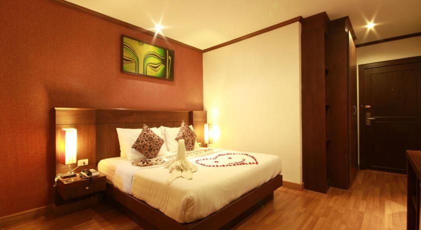 HEMINGWAYS HOTEL - 14