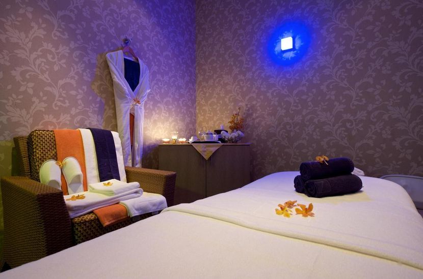 TIME GRAND PLAZA HOTEL - 4