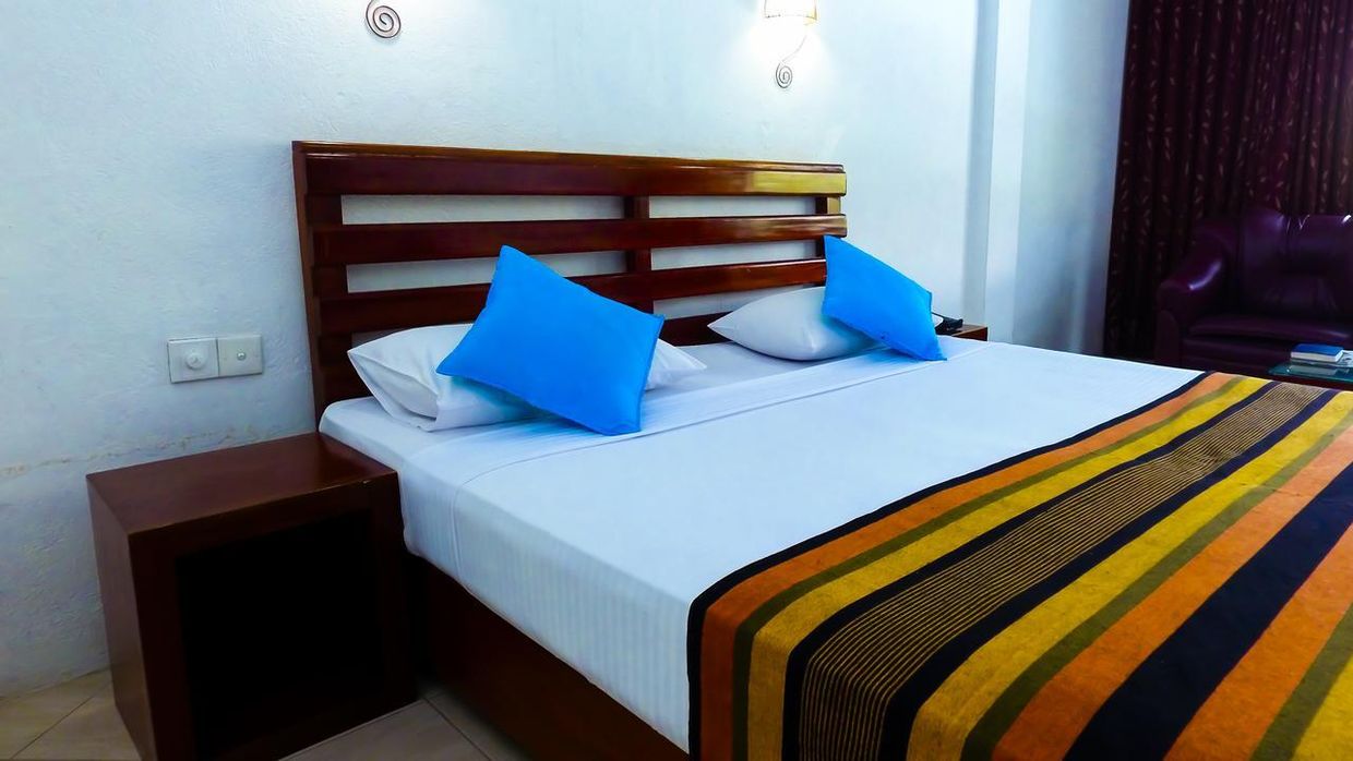 LAVENDISH BEACH (ex. COMARAN BEACH HOTEL) - 3