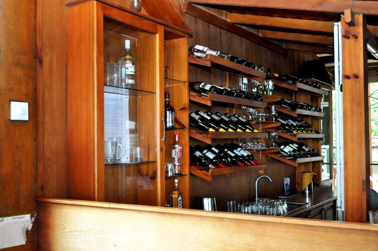 LAVENDISH BEACH (ex. COMARAN BEACH HOTEL) - 37