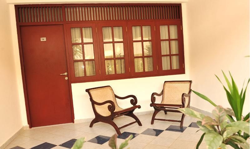 CATAMARAN BEACH HOTEL - 5