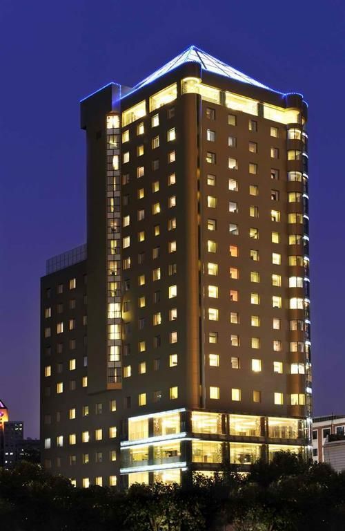 TIANPING HOTEL SHANGHAI (上海徐家汇天平宾馆 ) - 1