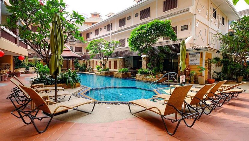 AIYAREE HOTEL - 1