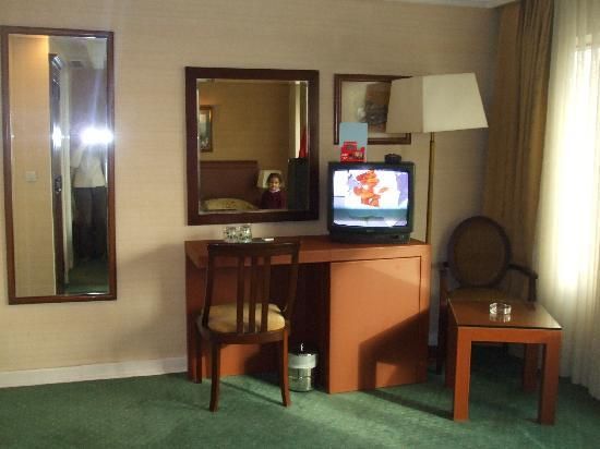 Cartoon Hotel - 4