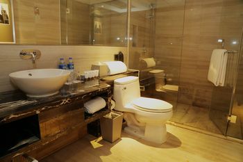 PULLMAN SHANGHAI JINGAN (上海静安雅高铂尔曼酒店) - 4
