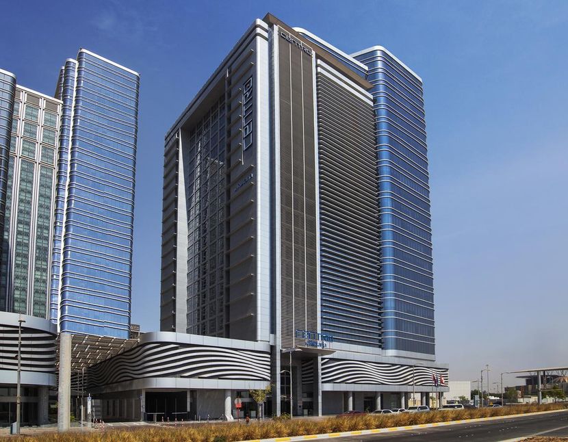 CENTRO CAPITAL CENTRE - 1
