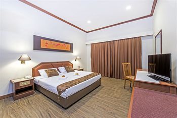 HOTEL 81 - TRISTAR - 4