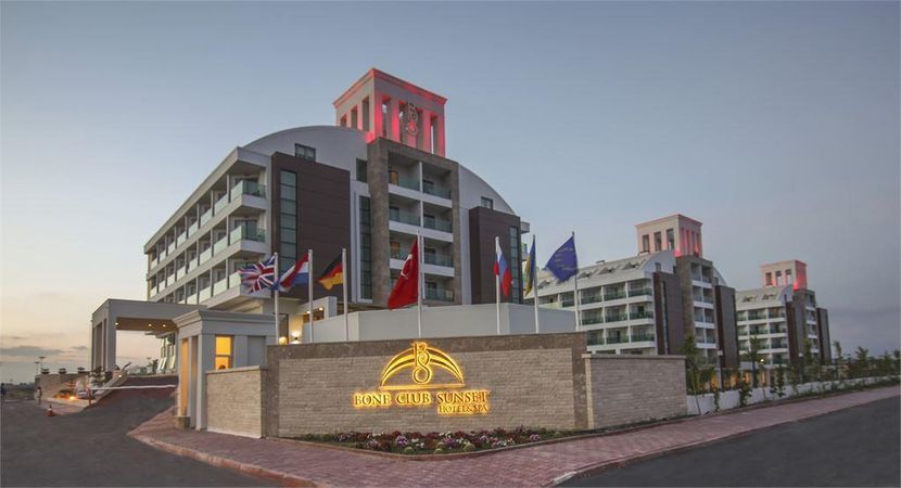 Linda Beach Hotel - 1