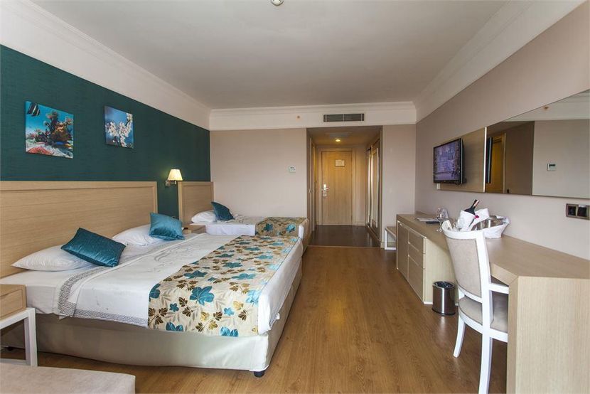 Linda Beach Hotel - 3