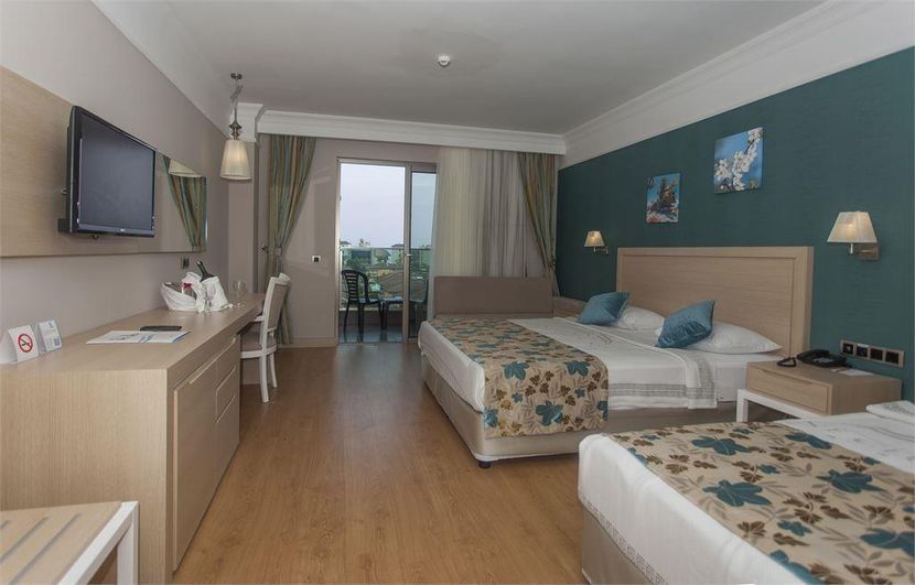Linda Beach Hotel - 4