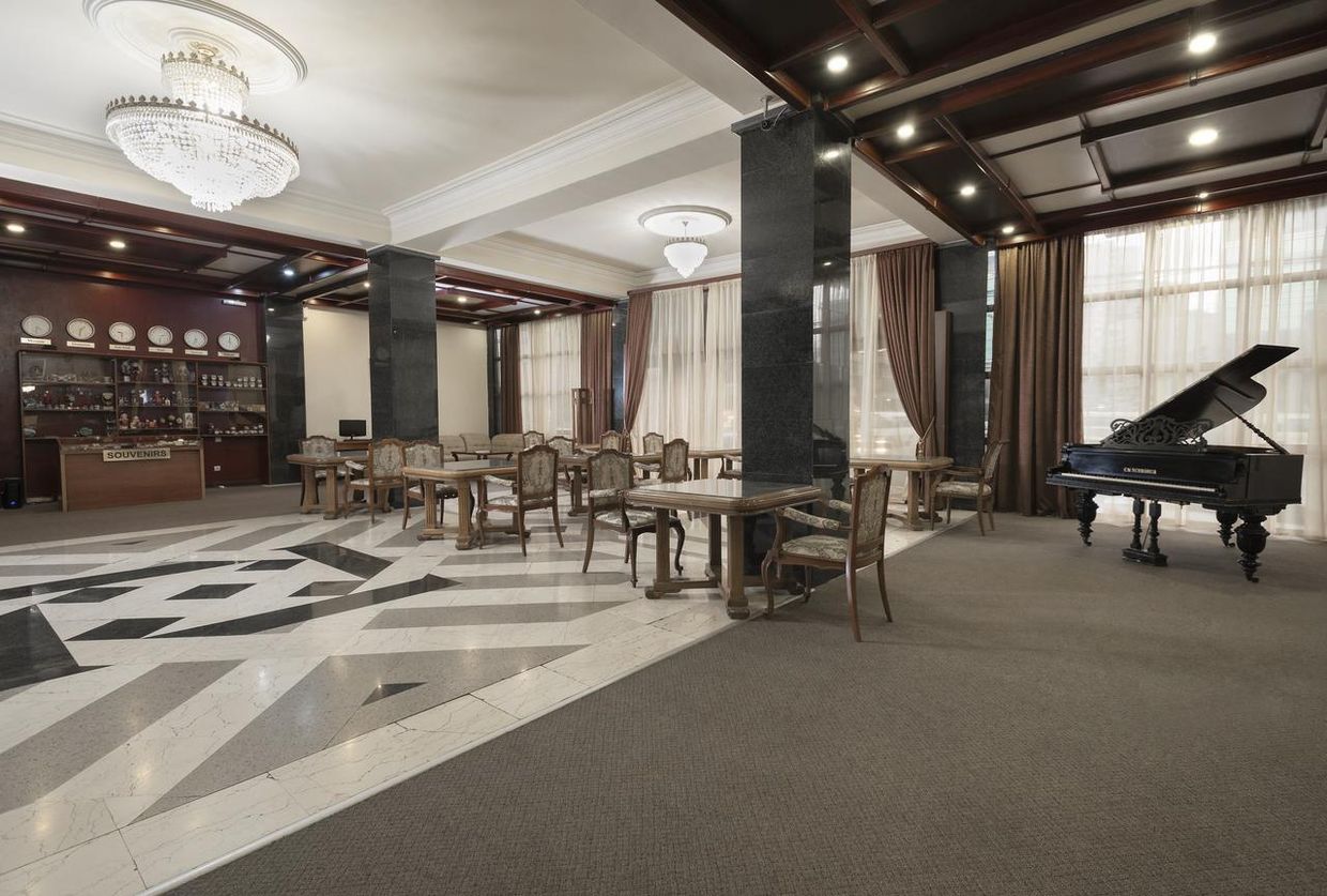 ANI CENTRAL INN HOTEL - 24