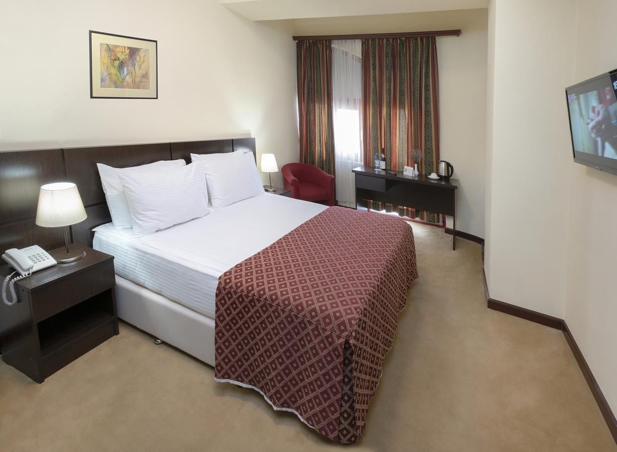 ANI CENTRAL INN HOTEL - 7