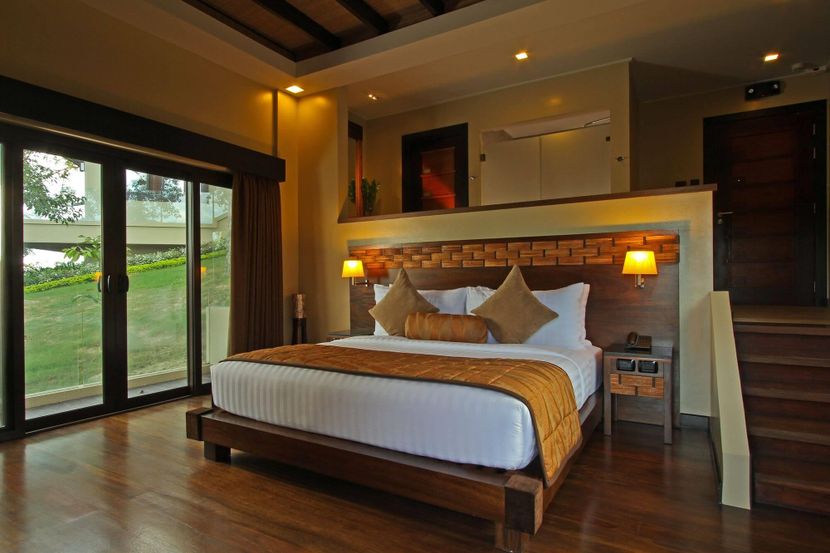TWO SEASONS CORON - 4