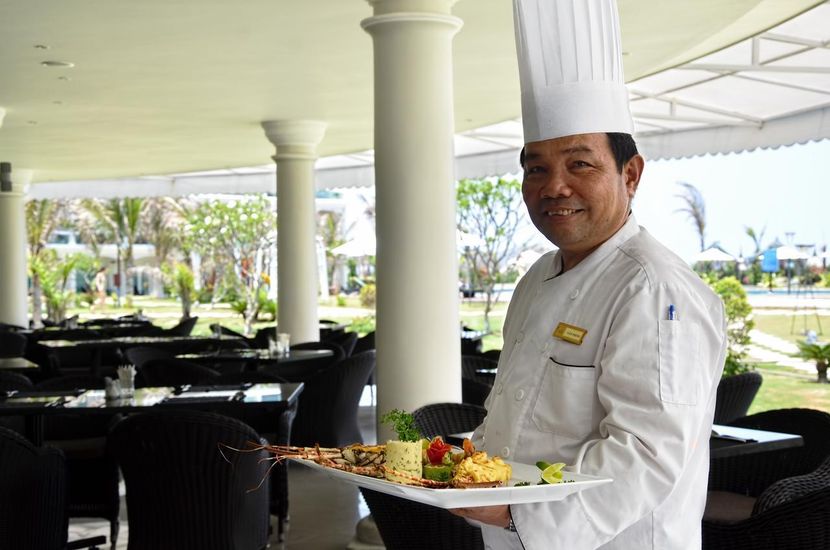 THE SAILING BAY - 2