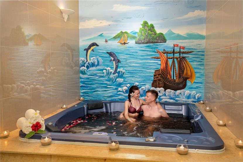 THE SAILING BAY - 4