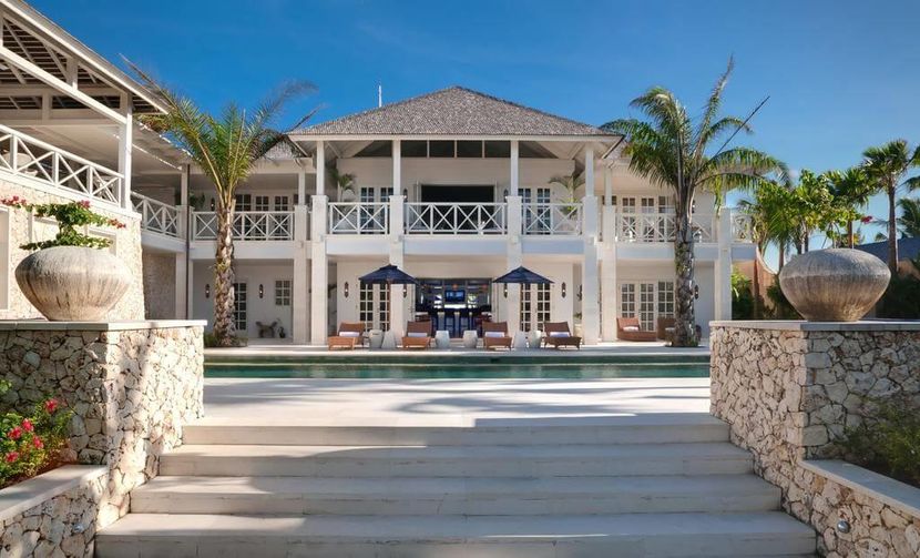 UNGASAN CLIFFTOP RESORT - 1