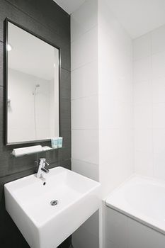 VALUE HOTEL-BALESTIER - 3