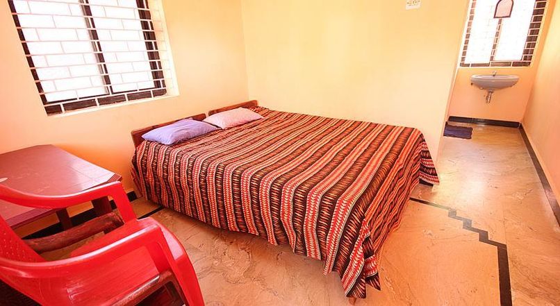 GODS GIFT GUEST HOUSE - 3