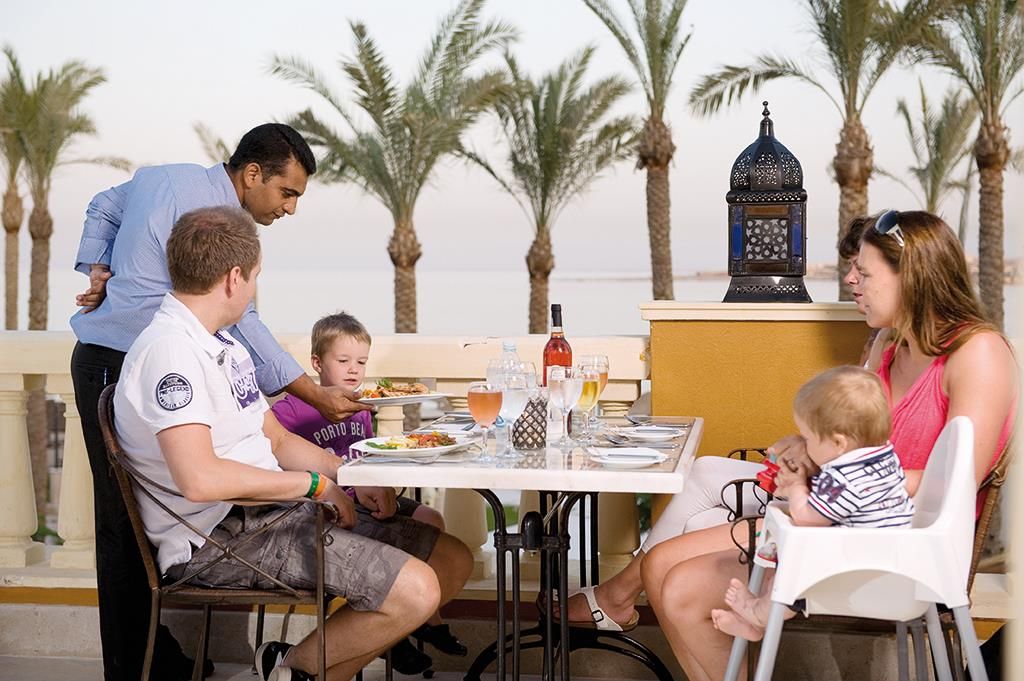 GRAND WATERWORLD FAMILY STAR MAKADI - 13