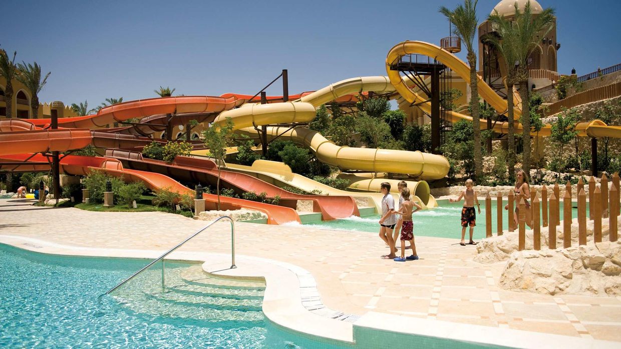 GRAND WATERWORLD FAMILY STAR MAKADI - 16