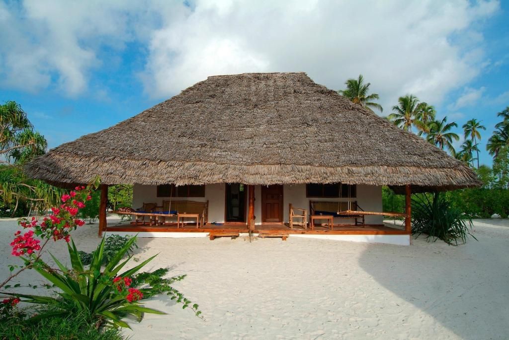 HAKUNA MAJIWE BEACH LODGE - 1