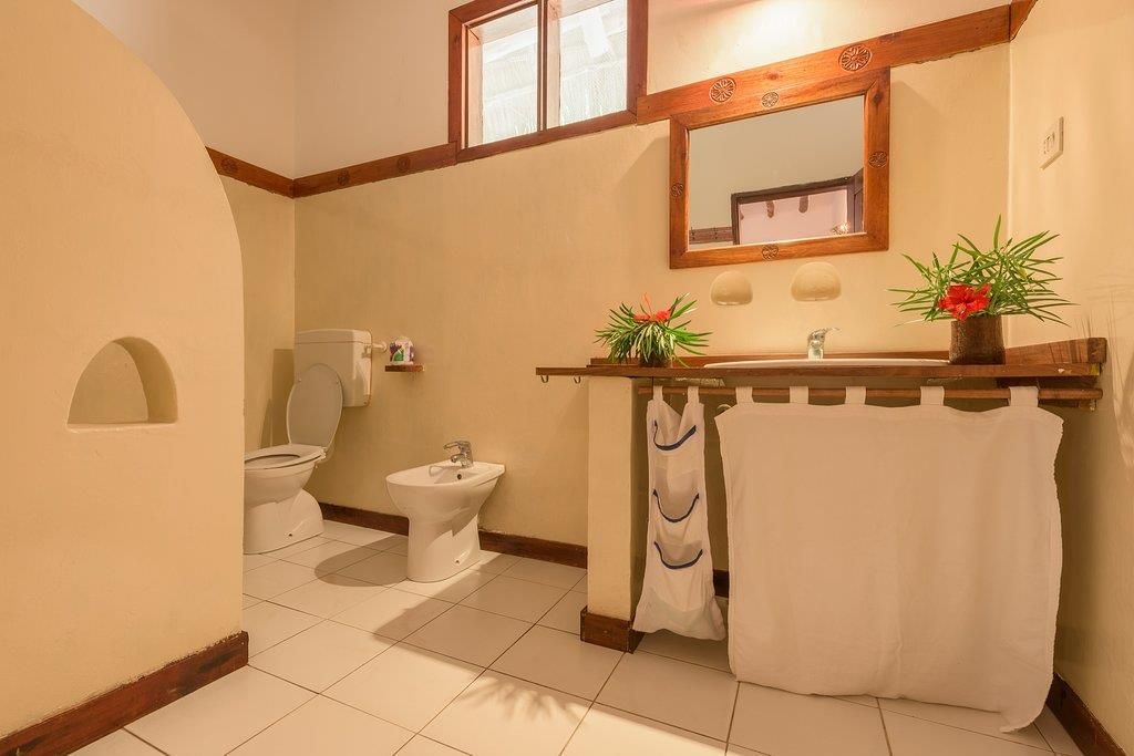 HAKUNA MAJIWE BEACH LODGE - 17