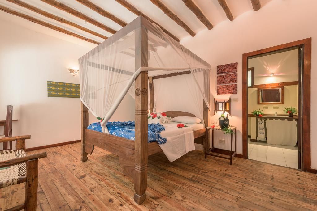 HAKUNA MAJIWE BEACH LODGE - 8