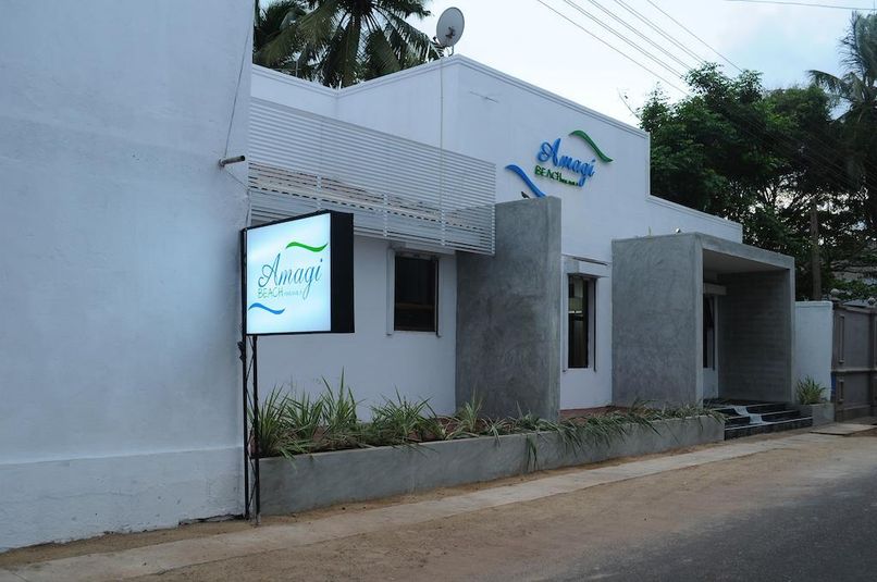 AMAGI BEACH GUESTHOUSE - 2