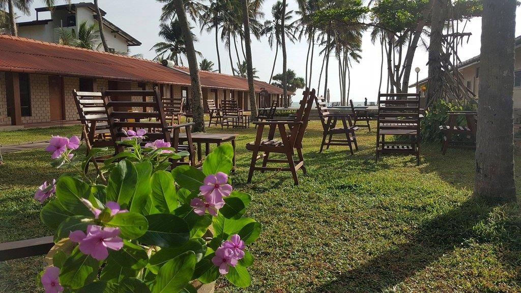 AMAGI BEACH GUESTHOUSE - 16