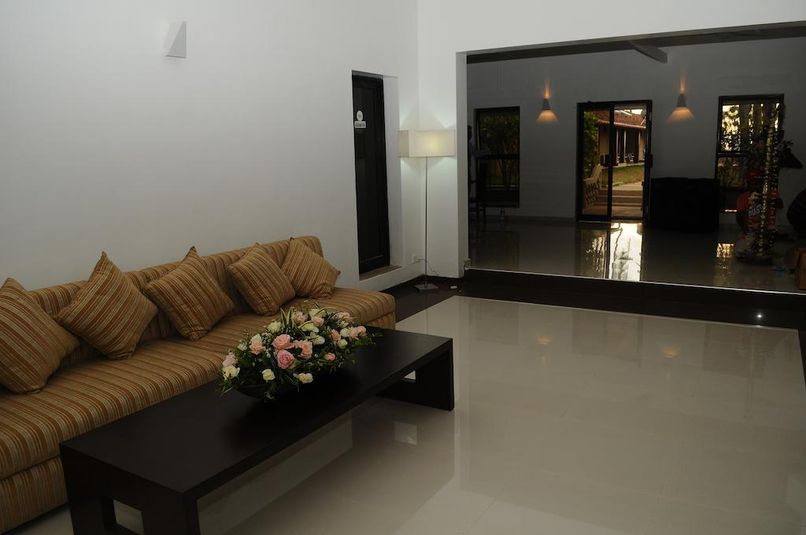 AMAGI BEACH GUESTHOUSE - 3