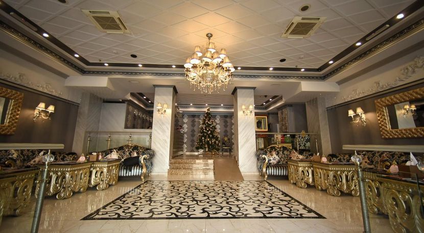 IMPERIAL PALACE HOTEL - 5