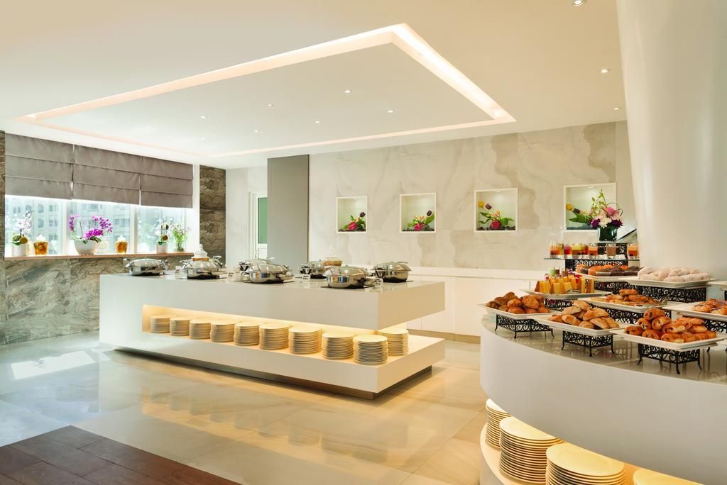 RAMADA ABU DHABI CORNICHE - 13